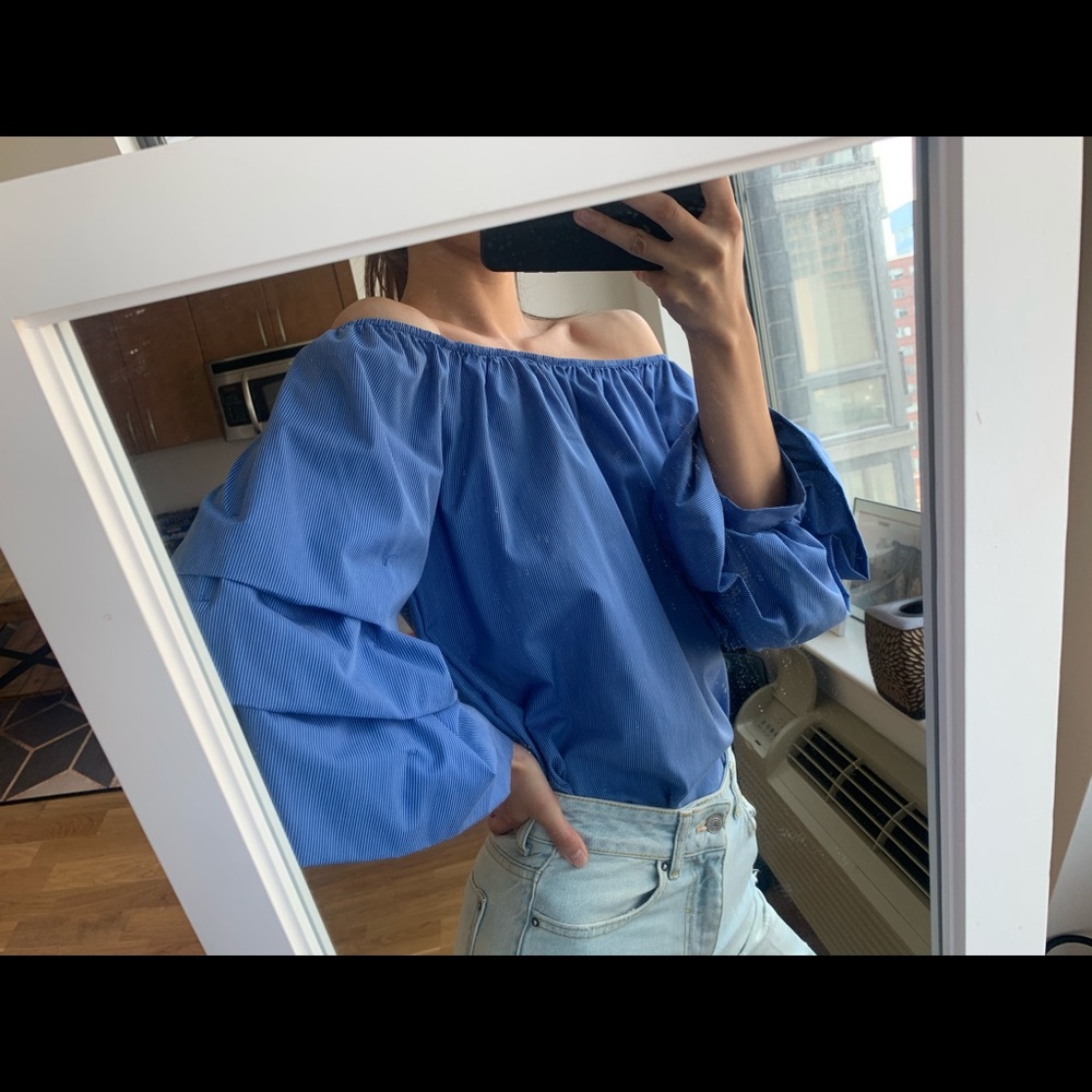 Blue off-the-shoulder blouse - Picture 3 of 3